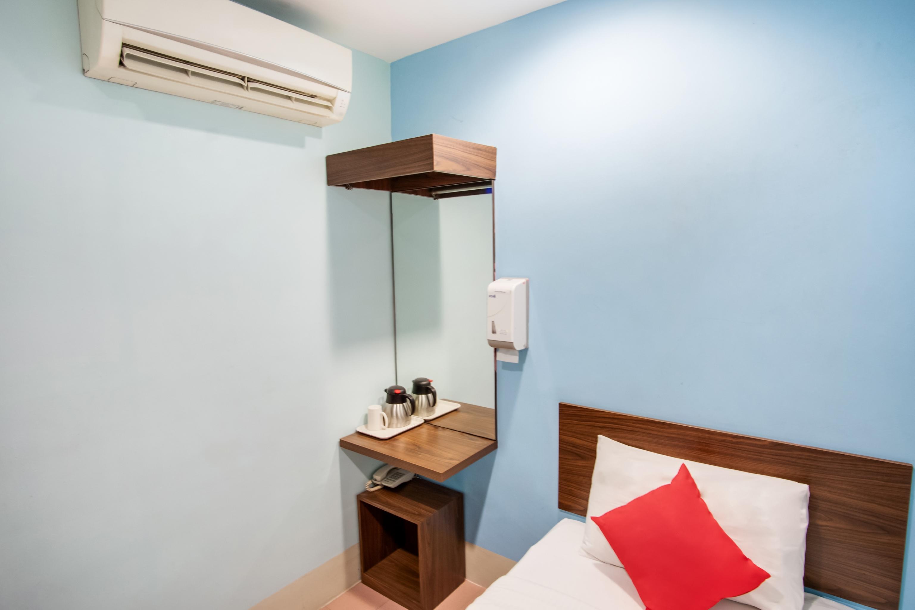 Oyo 89480 Dream House Hotel Skudai Exterior foto