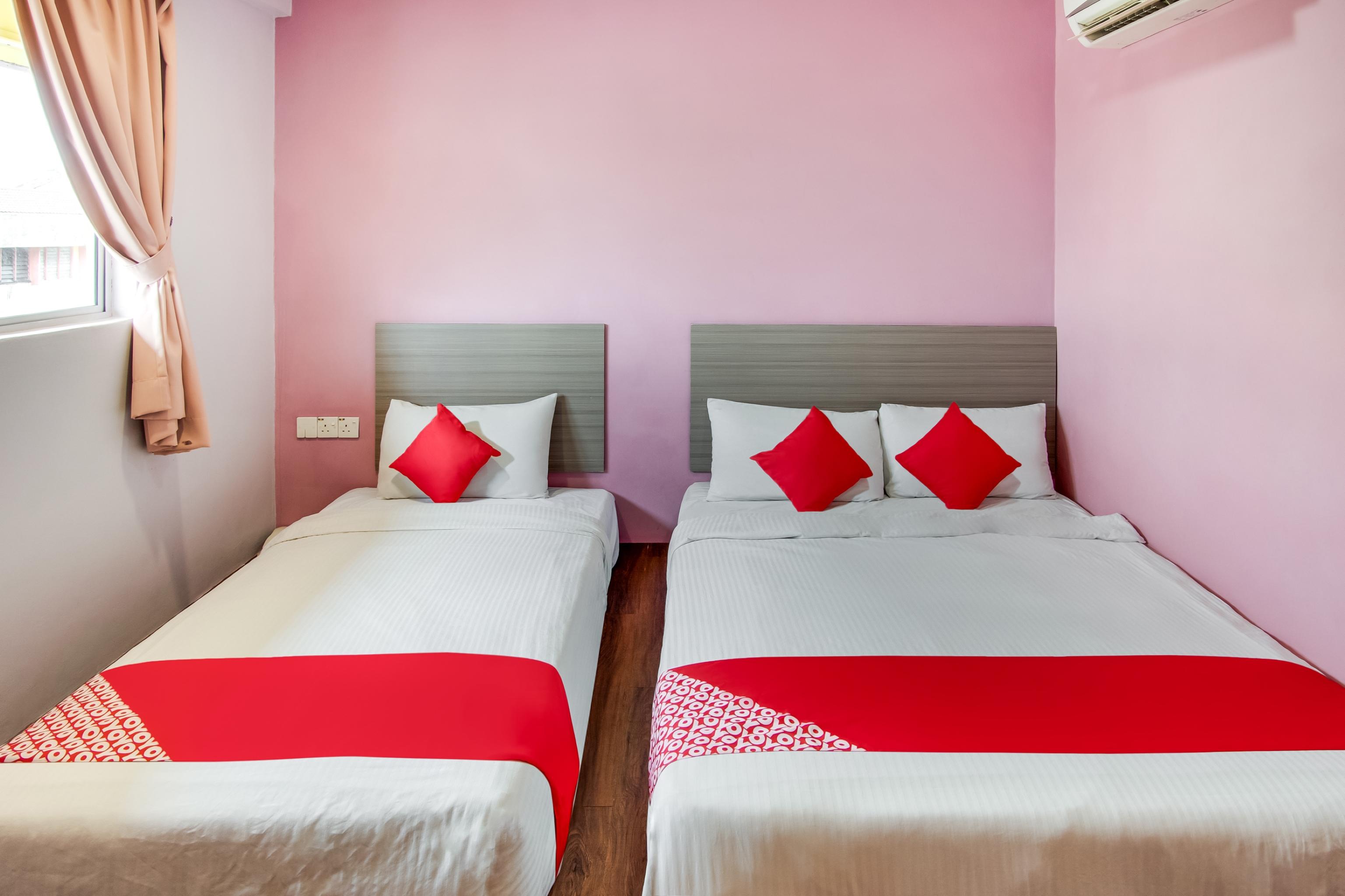 Oyo 89480 Dream House Hotel Skudai Exterior foto